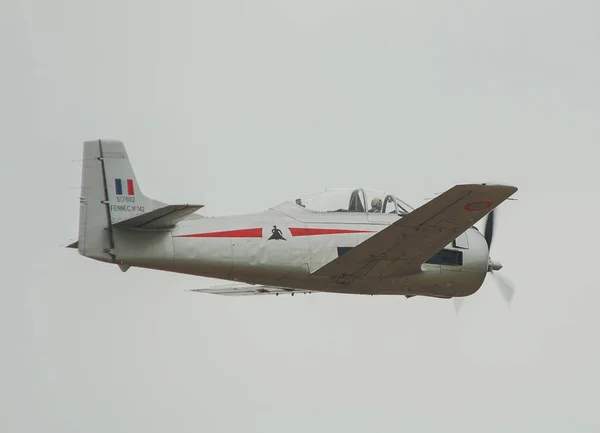 Bir Kuzey Amerika 28A Fennec Eğitim Uçağı — Stok fotoğraf