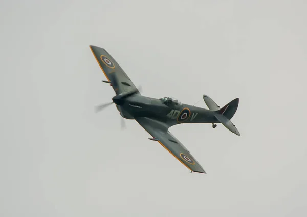 Supermarine Spitfire Lfxv1E Te311 Sobrevoando Cambridgeshire — Fotografia de Stock