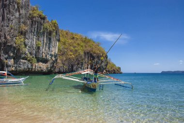 Filipinler 'deki Palawan adasında motorlu tekneler