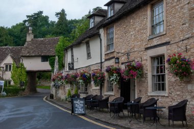 İngiltere 'nin Wiltshire kentindeki Combe Kalesi' nin pitoresk köyü.