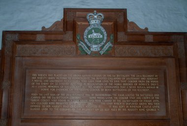 Galler, Powys 'deki Harvard Brecon Katedrali Kilisesi' nin içinde.