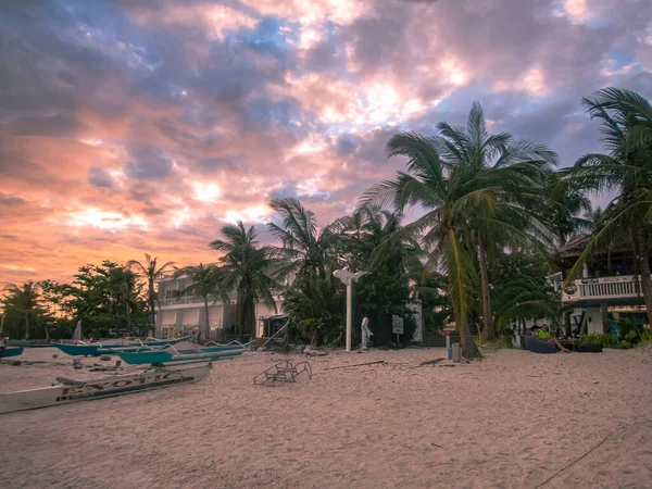 Ein Atemberaubender Sonnenuntergang Über Der Insel Malapascua Auf Den Philippinen — Stockfoto