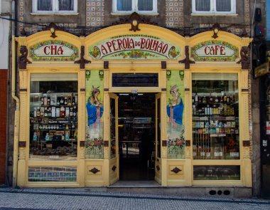 Porto, Portekiz 'in göbeğinde geleneksel bir Perola do Bolhao şarküteri.