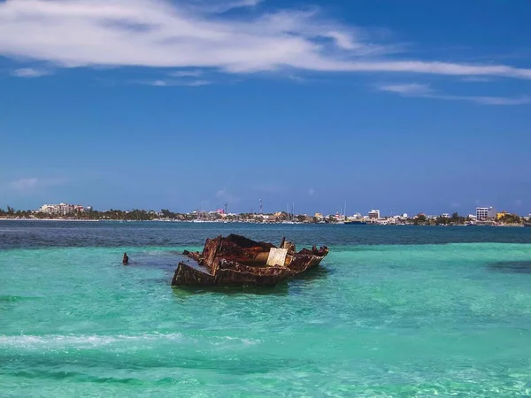 Naufragio Parcialmente Sumergido Isla Mujeres Cerca Cancún México — Foto de Stock