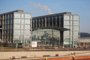 Berlin, Almanya 'daki ana tren istasyonu.