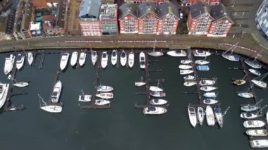 Ipswich, Suffolk, İngiltere 'deki Islak Rıhtım' ın insansız hava aracı görüntüleri.