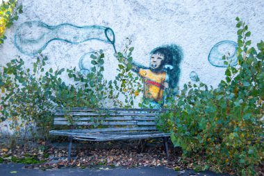 Ukrayna 'nın Çernobil Yasak Bölgesi' ndeki Pripyat kasabasındaki terk edilmiş caddeler ve binalar