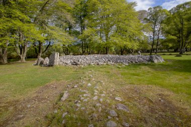 İngiltere, İskoçya 'daki Clava Cairns' in Bronz Çağı mezarlığı.