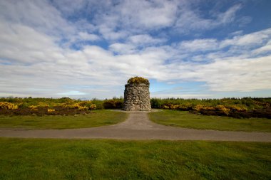 Culloden Moor 1746 'da Inverness, İskoçya yakınlarındaki Culloden Muharebesi' ne ev sahipliği yaptı.