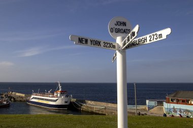İngiltere, İskoçya 'daki John O' Groats 'taki ikonik tabela.