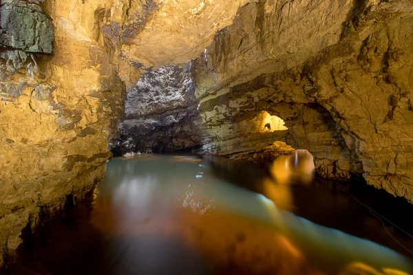 Les Grottes Spectaculaires Smoo Près Durness Dans Les Highlands Écossais — Photo