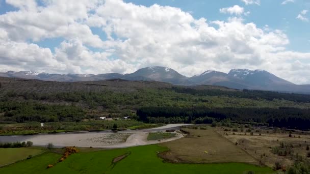 Drone Footage River Lochy Great Glen Fort William Scottish Highlands — Vídeo de Stock