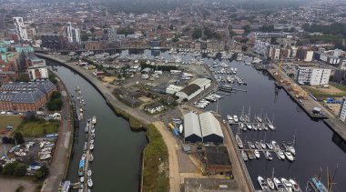 Ipswich, Suffolk, İngiltere 'deki Islak Rıhtım' ın hava fotoğrafı.