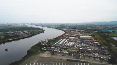 İngiltere 'deki Middlesbrough Futbol Kulübü' nün evindeki Riverside Stadyumu 'nun 4k drone görüntüleri.