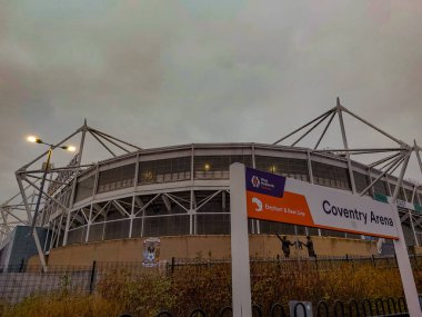 CBS Arena, İngiltere 'nin Batı Midlands şehrindeki Coventry City Football Club' a ev sahipliği yapmaktadır.