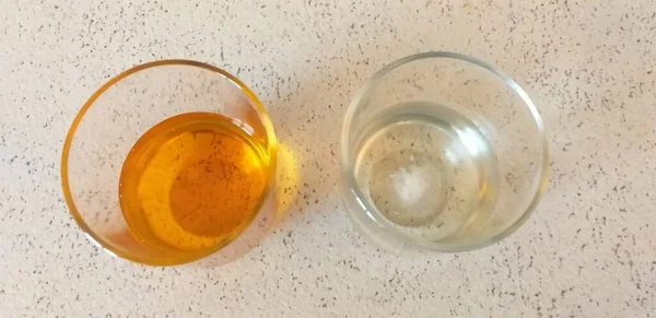 Italienska Alkoholhaltiga Aperitifer Vita Och Orange — Stockfoto