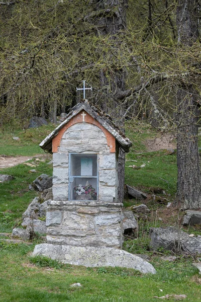 Capela Pequena Para Rezar Construída Pelos Habitantes Montanha — Fotografia de Stock