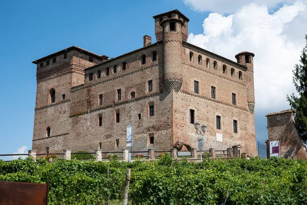 Het Prachtige Kasteel Van Grinzane Cavour Een Klein Dorpje Piemonte — Stockfoto