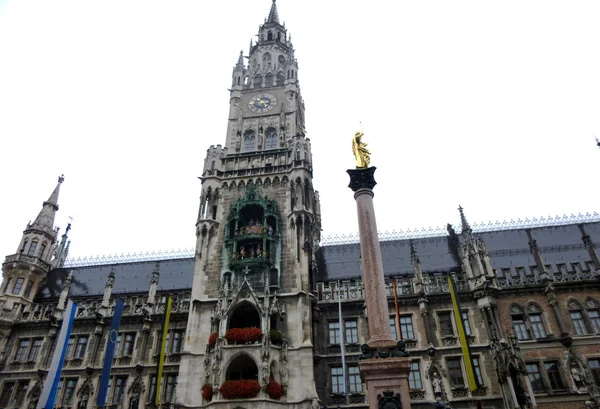 Marienplatz in münchen, deutschland — Stockfoto