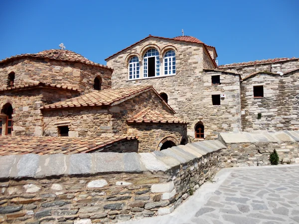 Řecké ortodoxní kamene postavena kaple v ostrově Paros, Řecko — Stock fotografie