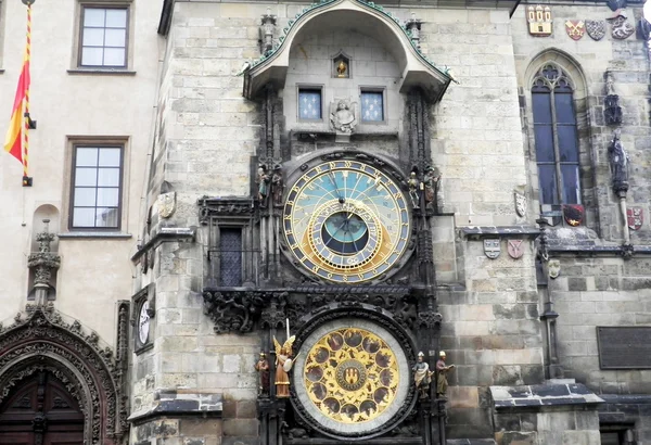 在老城广场，捷克共和国布拉格天文钟 — 图库照片