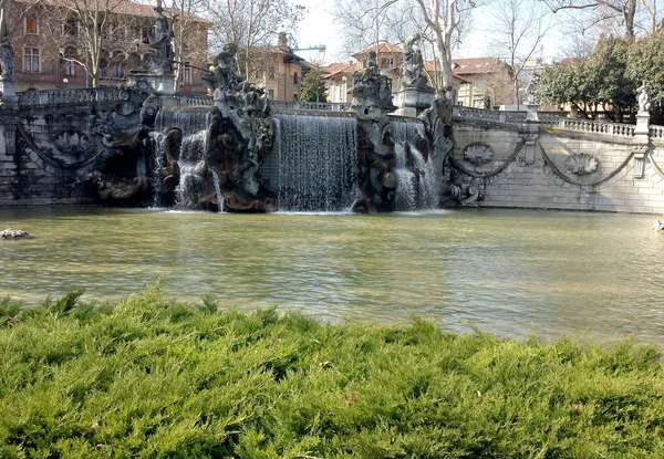 12个月喷泉, 意大利都灵 — 图库照片