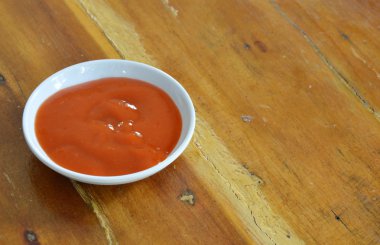 Chili sos masada küçük Kupası