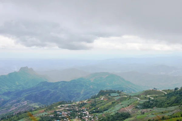 Montagna Phu Thap Boek è il nome del villaggio di Hmong in Thailandia — Foto Stock