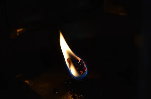 Merit oil lamp in Buddhist temple — Stock Photo, Image