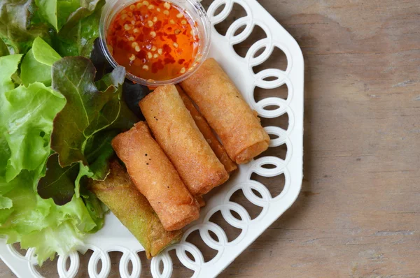 Deep fried spring roll and sweet chili sauce on dish — Stock Photo, Image