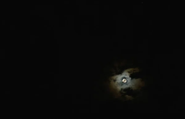 Полнолуние Счет Ночного Облака — стоковое фото