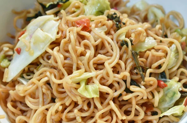 Spicy Fried Instant Noodles Cabbage Basil Leaf Bowl — Photo