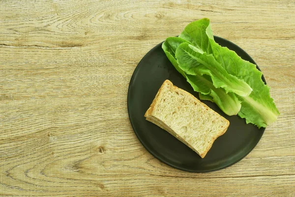 Tuna Whole Wheat Bread Sandwich Cos Vegetable Salad Plate — Stock Photo, Image