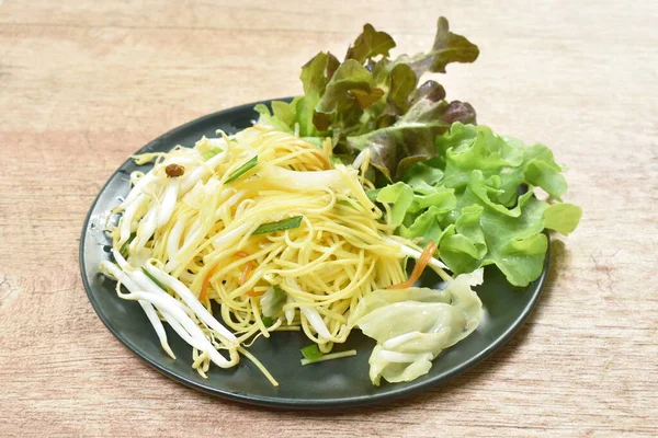 Fried Yellow Vermicelli Cabbage Bean Sprout Vegetarian Food Plate — Stock Photo, Image