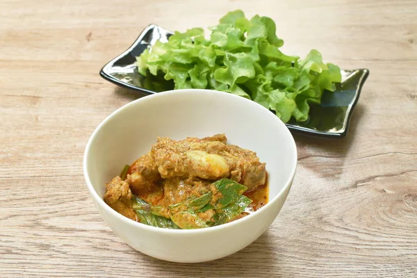 Spicy Stir Fried Pork Bone Herb Curry Bowl Eat Couple — Stock Photo, Image