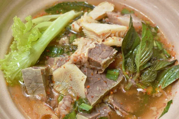 Carne Manzo Calda Piccante Organo Con Tamarindo Zuppa Erbe Thailandesi — Foto Stock