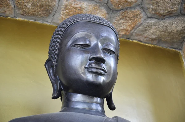 Black Boeddha voelen vreedzaam — Stockfoto