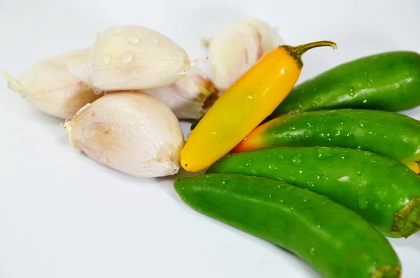 Chili and garlic on white background — Stock Photo, Image