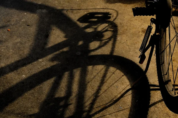 Ombra della bicicletta — Foto Stock