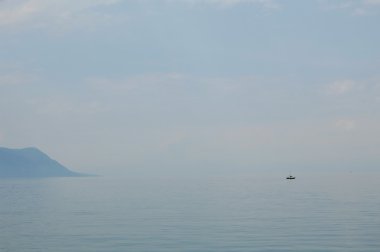 Lozan Cenevre Gölü üzerinde Motorlu tekne