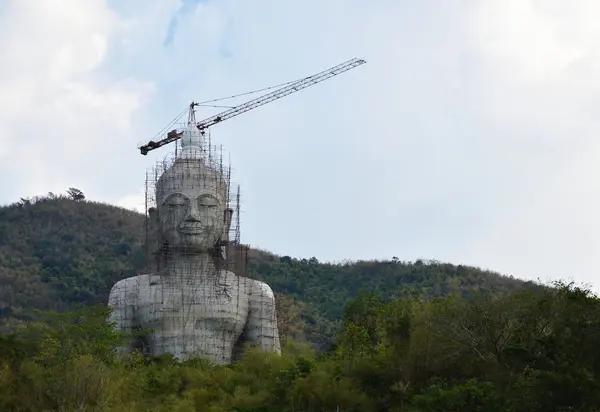 In costruzione Buddha sulla collina — Foto Stock