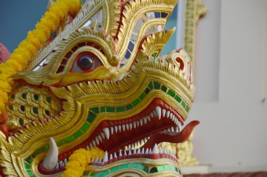 Naga tapınak kralı