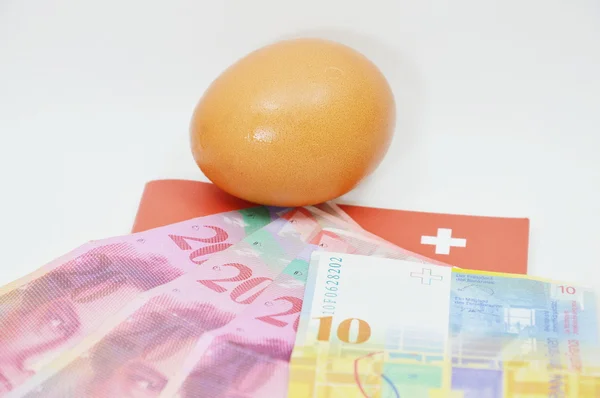 Billets de banque œufs et Suisse — Photo