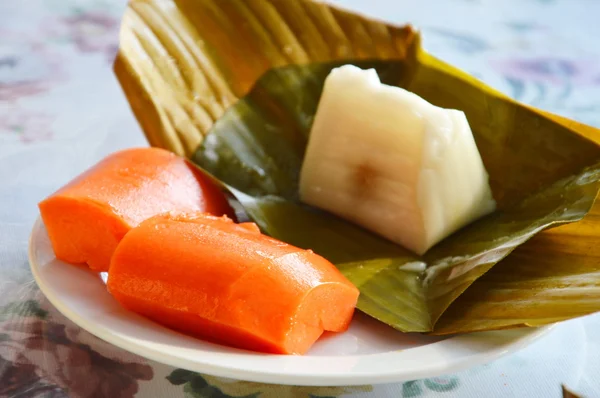 Papaya és Thai kókuszos munchkin — Stock Fotó