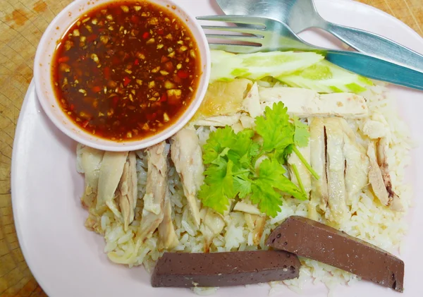 Tavuk çorbası kesme blok ile haşlanmış pirinç — Stok fotoğraf