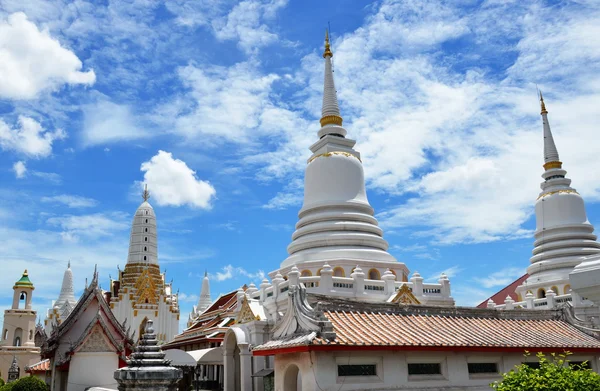 Templo budista en el día del brillo — Foto de Stock