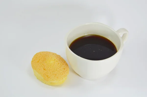 Caffè nero e torta all'uovo — Foto Stock
