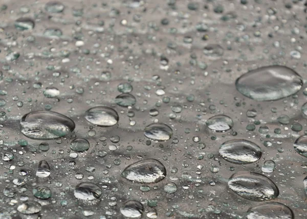 Goccia d'acqua sul tavolo — Foto Stock