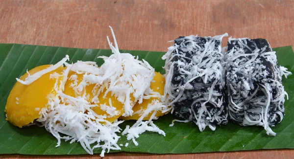 Torta di palma toddy topping e budino dolce al cocco nero — Foto Stock