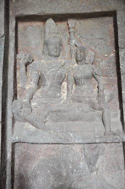 Aurangabad, Maharashtra, Hindistan 'daki Ellora mağaraları olarak bilinen yer..